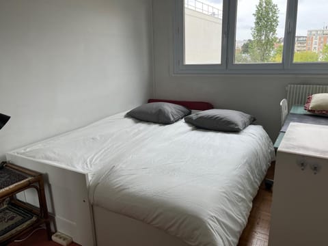 Sunny Private Bedrooms nearby Bois de Vincennes Location de vacances in Nogent-sur-Marne