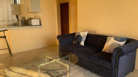 Entire two bedroom apartment in Dar es salaam Condominio in City of Dar es Salaam