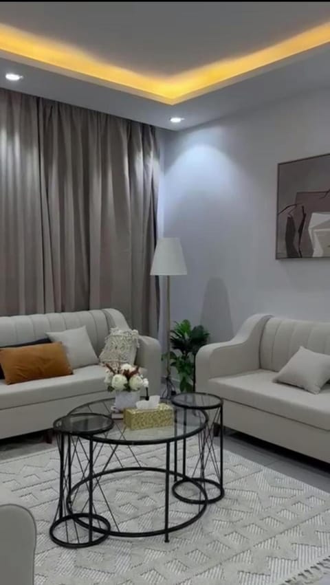 نزل سولاف للاجنحة الفندقية Apartment in Al Madinah Province