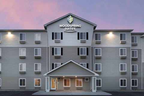 WoodSpring Suites Greenville Central I-85 Hotel in Greenville