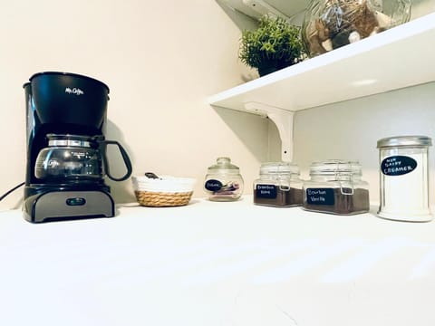 Coffee/tea facilities