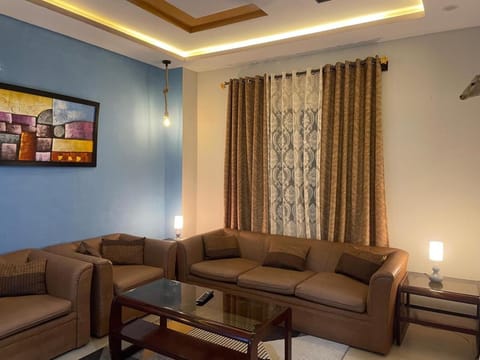 OWN IT - Brown 2BD Appartement in Islamabad