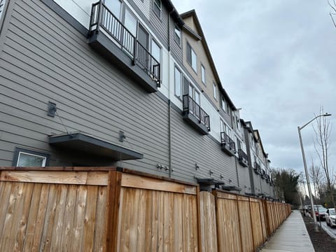 Brand New Modern Apartment Condominio in Vancouver