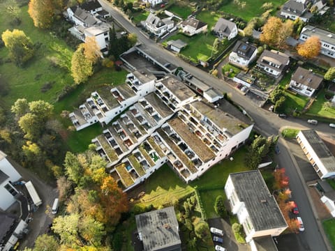 Premium Zuhause - Seeblick, Balkon & Seepromenade Apartment in Sundern