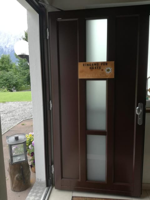 Ferienwohnung Wetterstein Apartment in Garmisch-Partenkirchen