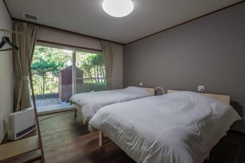 ペットと泊まれる一日一組限定の貸切ヴィラ　ウェルシー山中湖 Villa in Shizuoka Prefecture