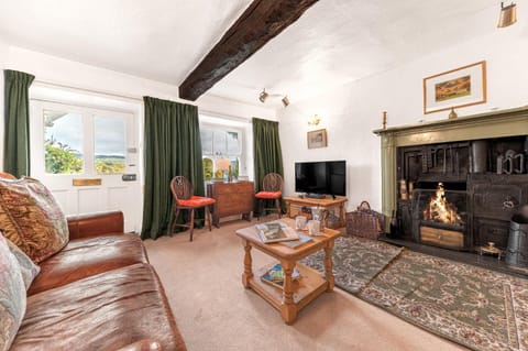 The Sheiling, Traditional Lakeland Cottage, Coniston Casa in Coniston