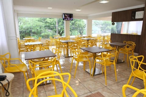 HOTEL JOINVILLENSE Hostel in Joinville