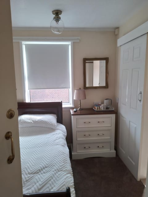 Linroy Guest House Bed and Breakfast in Skegness