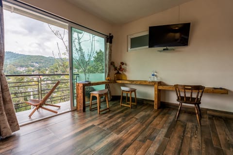 Casa Tizates- "La Peña" Suite Jr Alojamiento y desayuno in Valle de Bravo