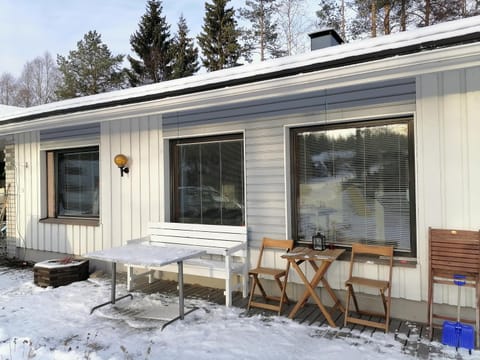 6 rooms with sauna and fireplace Chalet in Rovaniemi