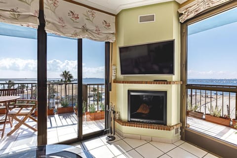Encantador apartamento con vistas al mar y AC Condo in San Pedro del Pinatar
