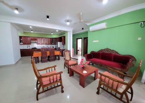 Traditional Mount Lavania Apartment Condominio in Dehiwala-Mount Lavinia