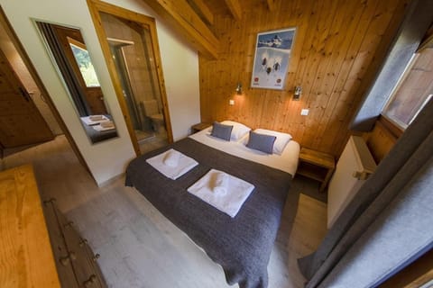 Chalet Hauts Forts Prodains Lift Mountain Voyages Chalet in Montriond