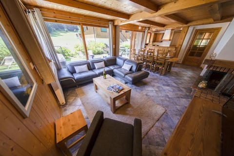 Chalet Haut Fort Prodains Lift - Mountain Voyages House in Montriond