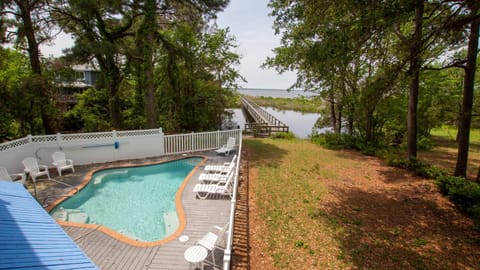 MS12, Sounds Amazing-Soundfront, Sound views, Private Pool, Hot Tub House in Corolla