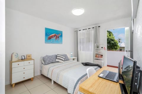 Spanish Villas Unit 6, 3 Skyes Ave, Kings Beach Apartment in Kings Beach