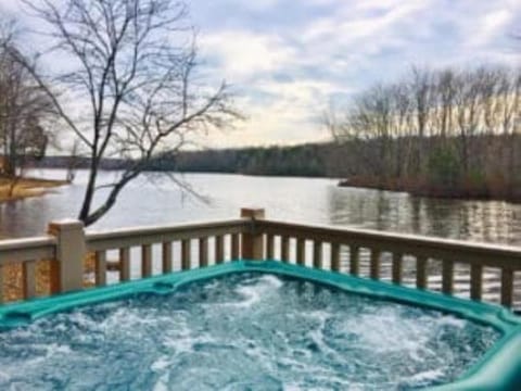 Hot Tub, View (from property/room), Lake view