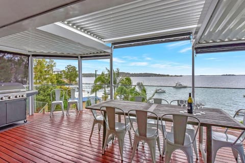 New Property Shimmer Shores Absolute Waterfront Retreat at Fishing Point, Lake Macquarie House in Lake Macquarie