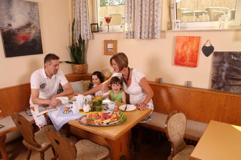 Pension Strohmer Bed and Breakfast in Hungary