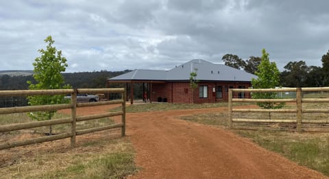 Nannup Rise Holiday Home Farm Stay in Nannup
