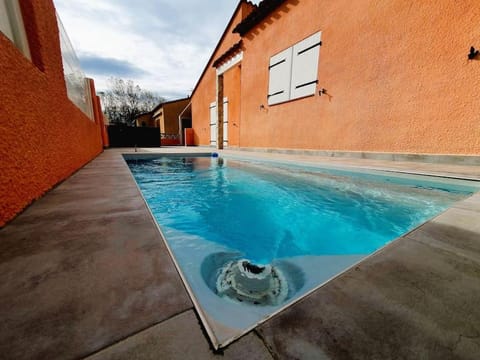 Villa H2o - Jacuzzi & Piscine chauffée Villa in Le Barcarès