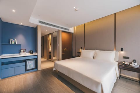 Atour S Hotel Shanghai Xujiahui Tianyaoqiao Hotel in Shanghai