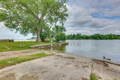 Vacation Home Lake Livingston! Haus in Lake Livingston