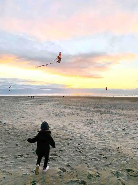 RDC avec Courette - jusqu'à 6 pers - Plage à 100m Apartment in Berck