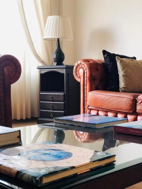 Living room, Seating area, flat iron