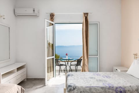 Bed, Bedroom, Sea view, hair dresser, air conditioner