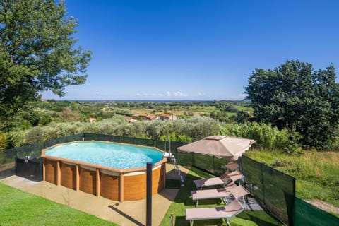 Garden, View (from property/room), Swimming pool