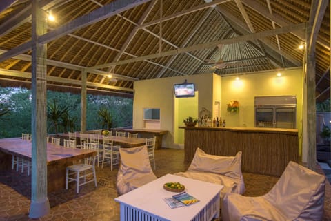 Komodo Garden Campingplatz /
Wohnmobil-Resort in Nusapenida