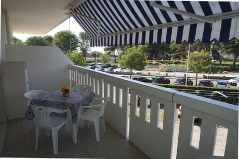 Balcony/Terrace, Other, furniture