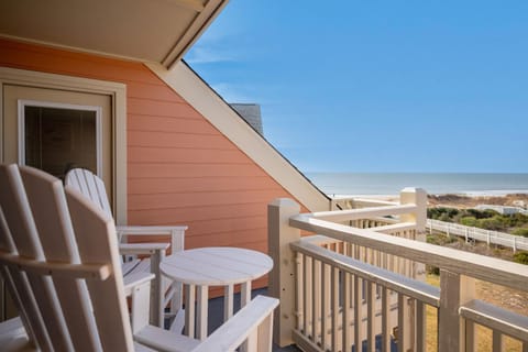 A View To Live For House in Caswell Beach