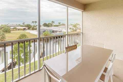 Bacino Vista 203 Apartment in Cape Coral