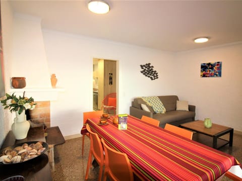 Apartamento Roses, 3 dormitorios, 8 personas - ES-258-44 Wohnung in Roses