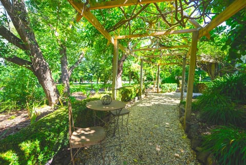 Eden Yarra Valley: A Garden Oasis for large groups Casa in Yarra Glen