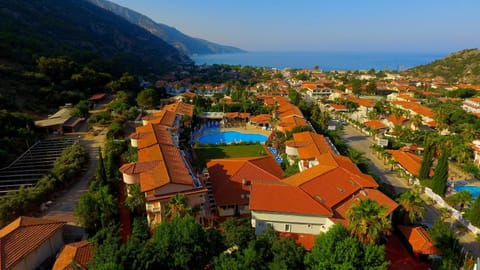 Off site, Natural landscape, Pool view, Sea view, Swimming pool