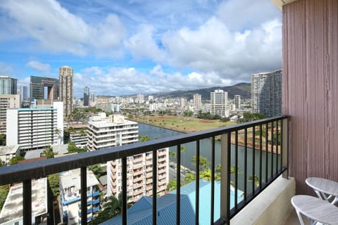 Oahu Royal Garden at Waikiki 1711 condo Condo in McCully-Moiliili