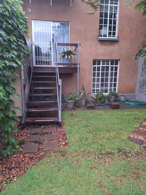 Property building, Garden, Garden view