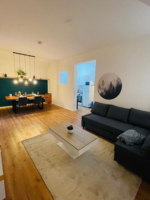 modern * gemütlich * Nespresso * Terrasse * Netflix Apartment in Duisburg