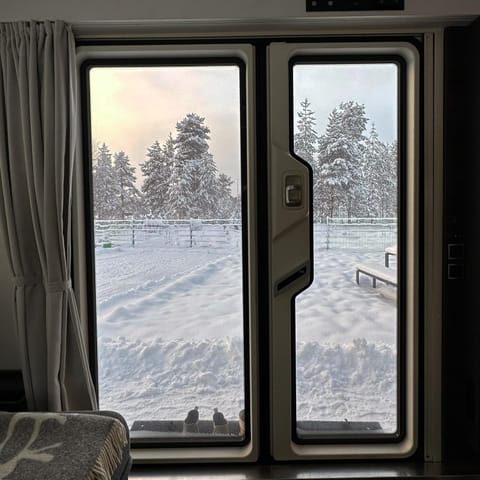 Santa`s luxury trailer Camping /
Complejo de autocaravanas in Rovaniemi