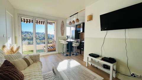 Appartement cosy - 3 chambres - 700m centre Ecully Apartment in Tassin-la-Demi-Lune