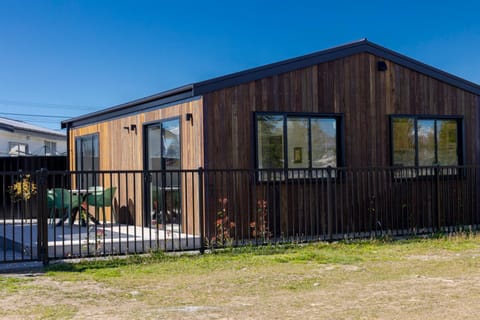 Ben Ohau Views, The Apartment House in Twizel