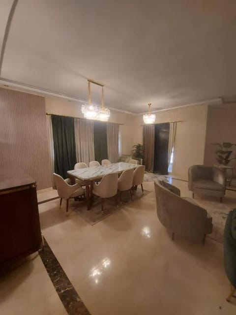 Super fully furnished apartment Condominio in New Cairo City
