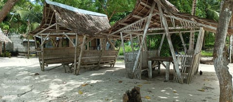 Burias kingkim beach House in Davao Region
