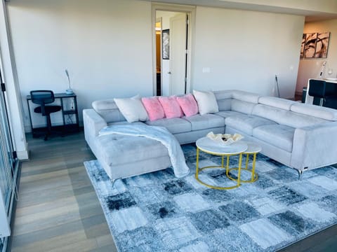 Luxurious & cozy 2bedroom/2bath apt downtwn Dallas Condominio in Dallas