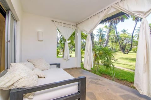 Apart No . 112 situated at Lawfords Beach Resort Copropriété in Malindi