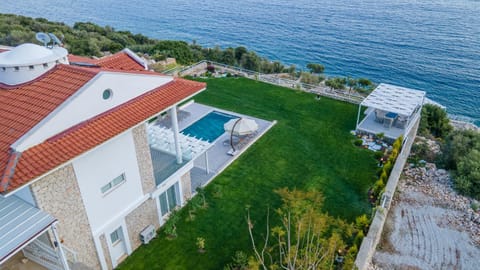 Kalkan Kalamar Koyunda Denize Özel Platformu Olan Eşsiz Villa Elana Villa in Kalkan Belediyesi